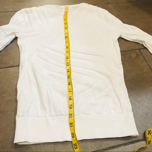 ⭐️🌟Lilly Pulitzer White Textured Sweater Sz XS - Picture 8 of 8